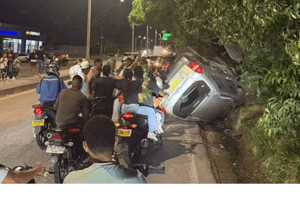 Dos volcamientos en vías de Sucre dejan solo daños materiales