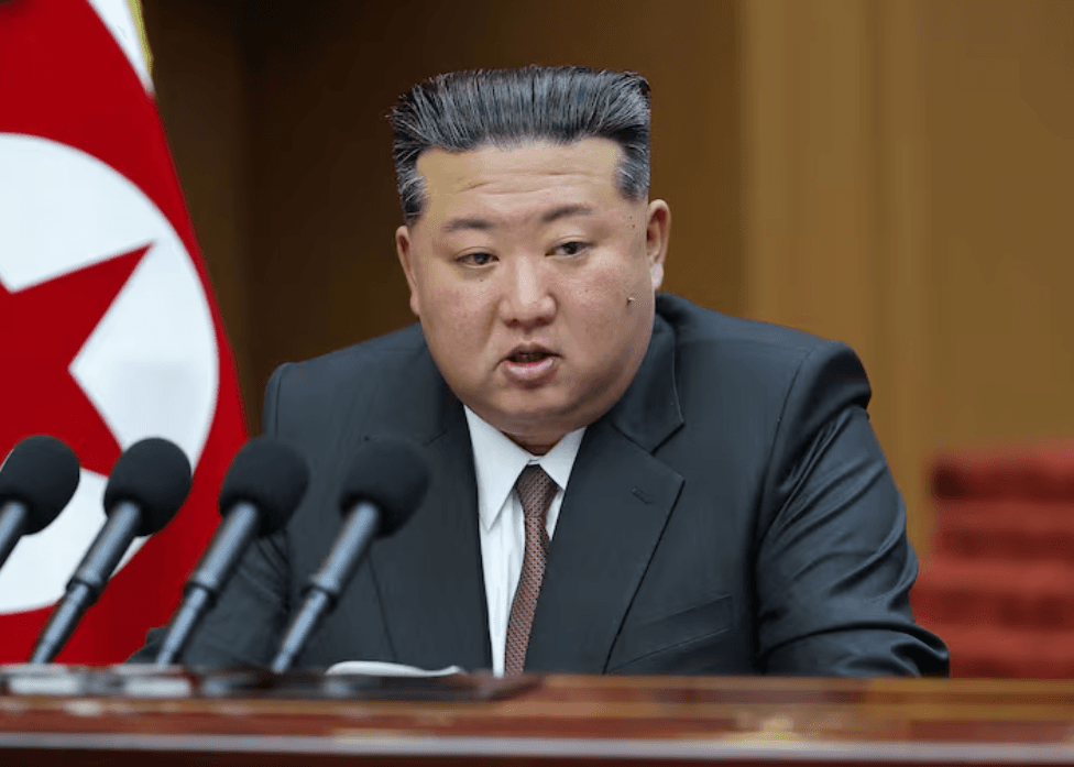 Kim Jong-un glorifica el suicidio de sus soldados en Ucrania como acto de "lealtad máxima"
