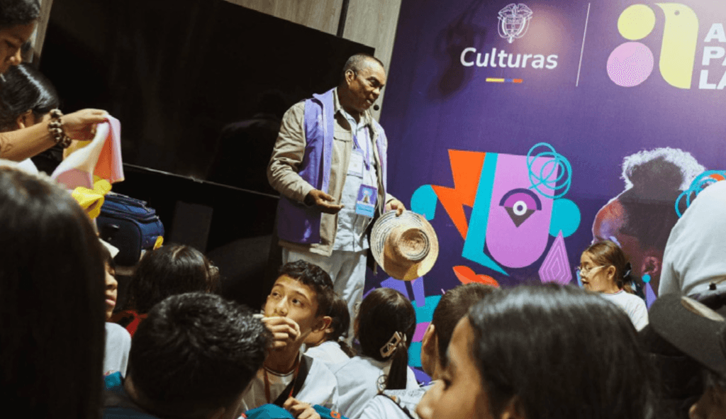 Óscar Parra Barrios llevó la voz de La Guajira a la Filbo 2026 con su poesía de resistencia