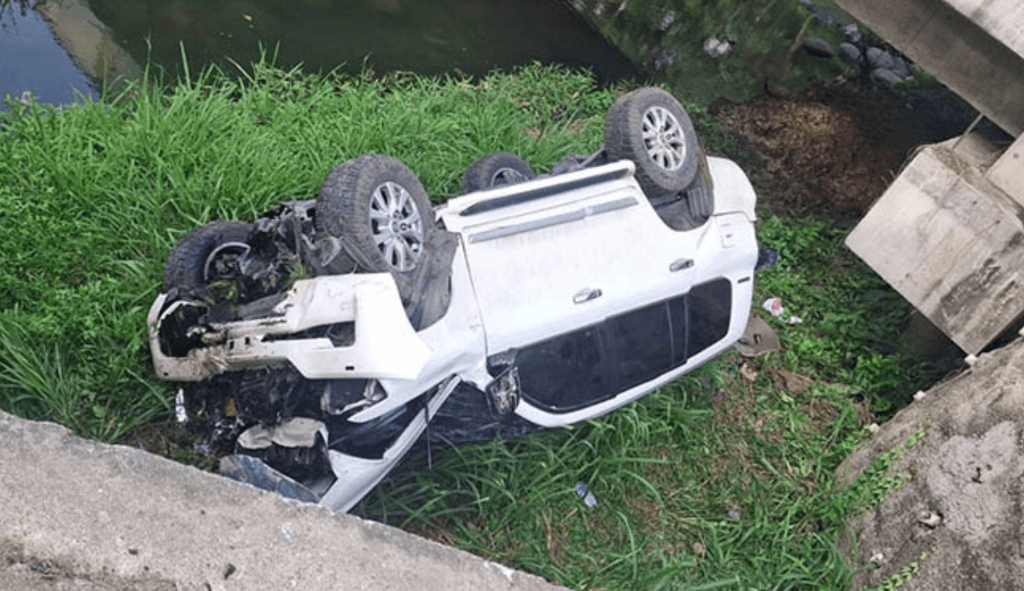 Trágico accidente en vía del Cesar: vehículo choca contra puente y cae al vacío