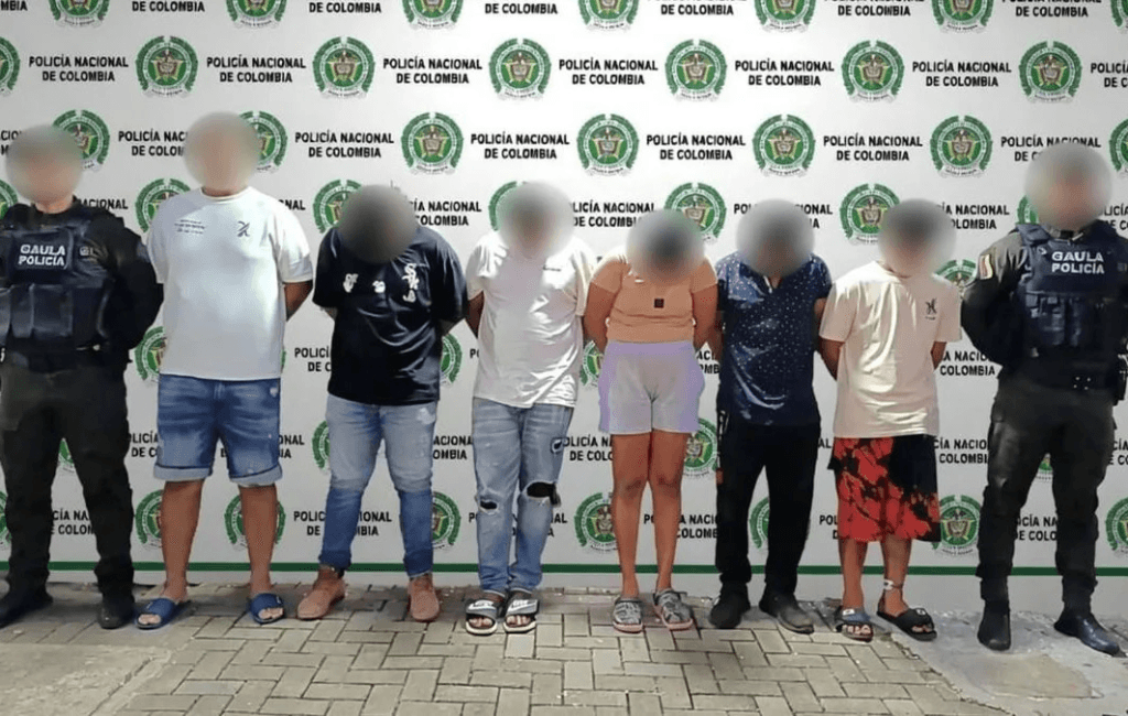 Capturan seis miembros del Clan del Golfo que extorsionaban comercios en Montelíbano