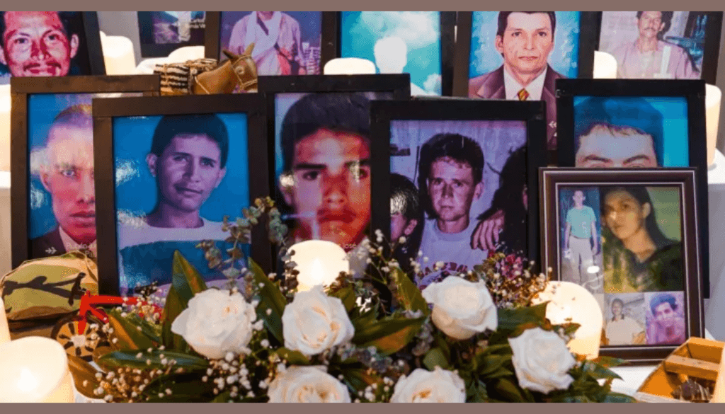 Estado reconoce a 15 víctimas de falsos positivos en ceremonia en Santa Marta