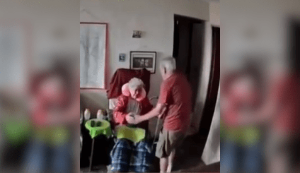 Un abuelo con movilidad reducida protegió a su esposa durante terremoto en Venezuela