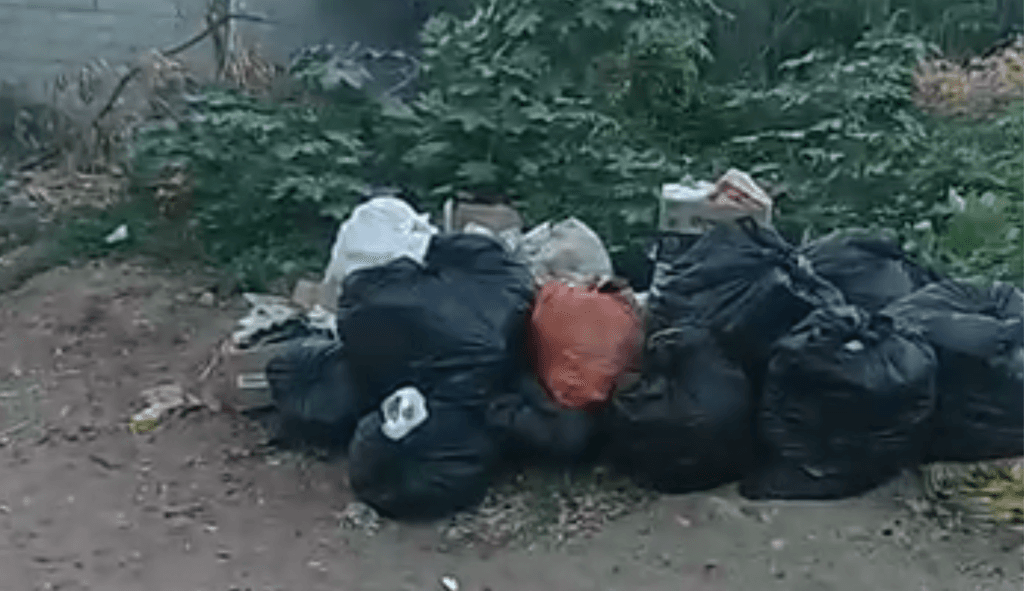 Quince días sin recolección: Villa Yolima en Riohacha clama por solución a crisis de basura