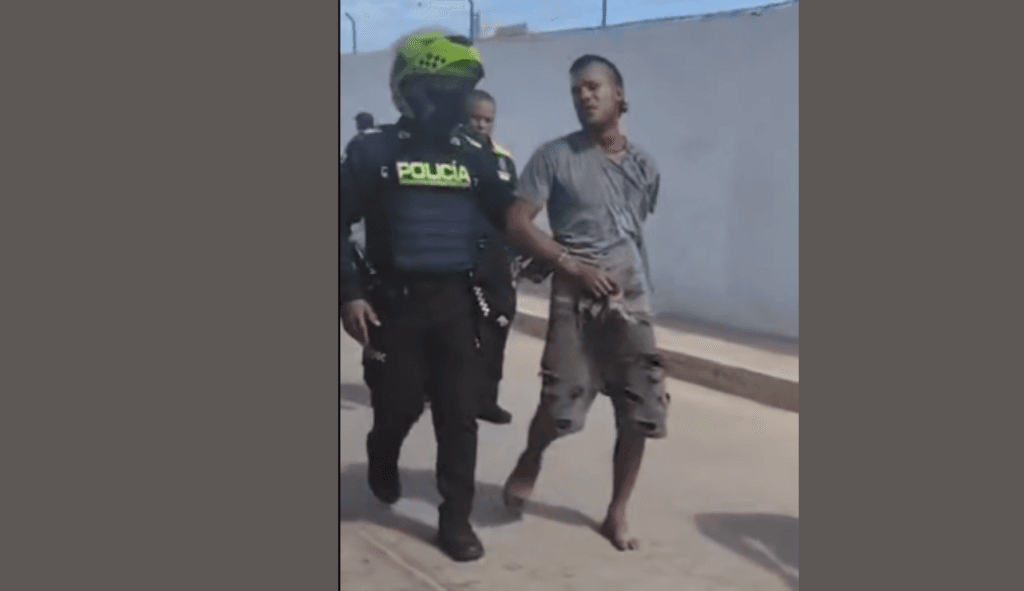 Capturado en Manaure tras quedarse dormido mientras robaba una tienda