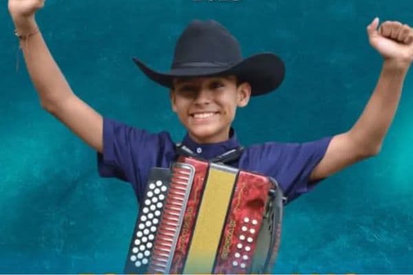 Jhon Emiliano Olmos Prieto se corona como Rey Infantil del Acordeón 2025