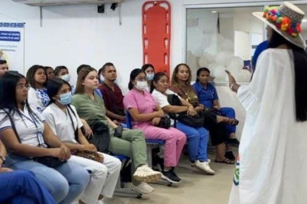 Senadora Peralta lleva agenda de salud e hidrocarburos a la Guajira
