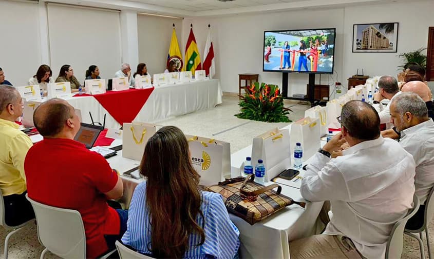 Infotep participa en cumbre caribeña sobre educación digital y gobernanza de datos