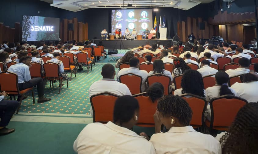 SenaTIC genera entusiasmo en San Andrés con historias de transformación tecnológica