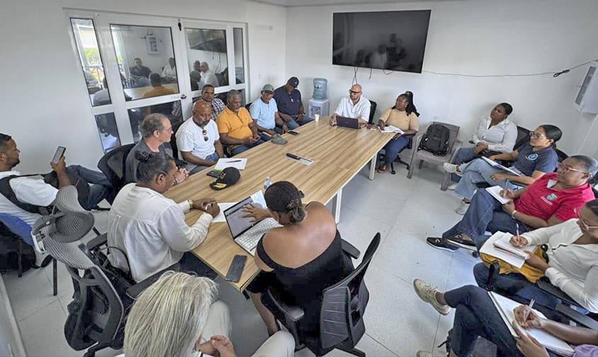 DDIF lleva compromisos concretos a Providencia en soberanía alimentaria y reconstrucción