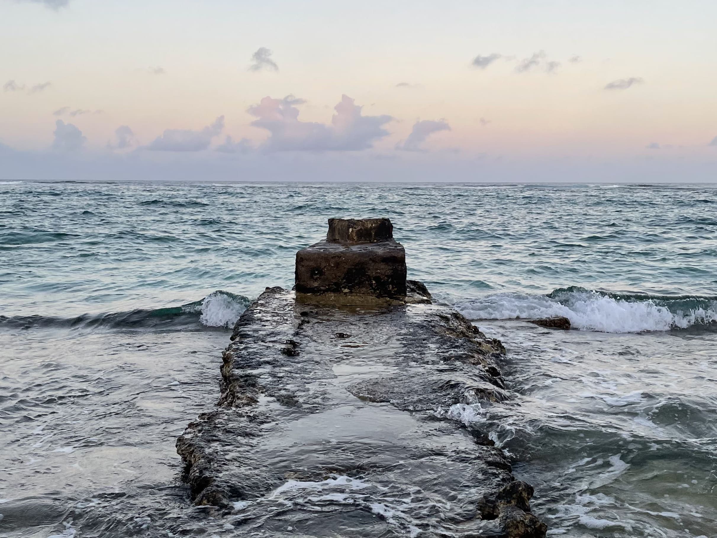 Cielo nublado y oleaje elevado en las islas este lunes: qué esperar