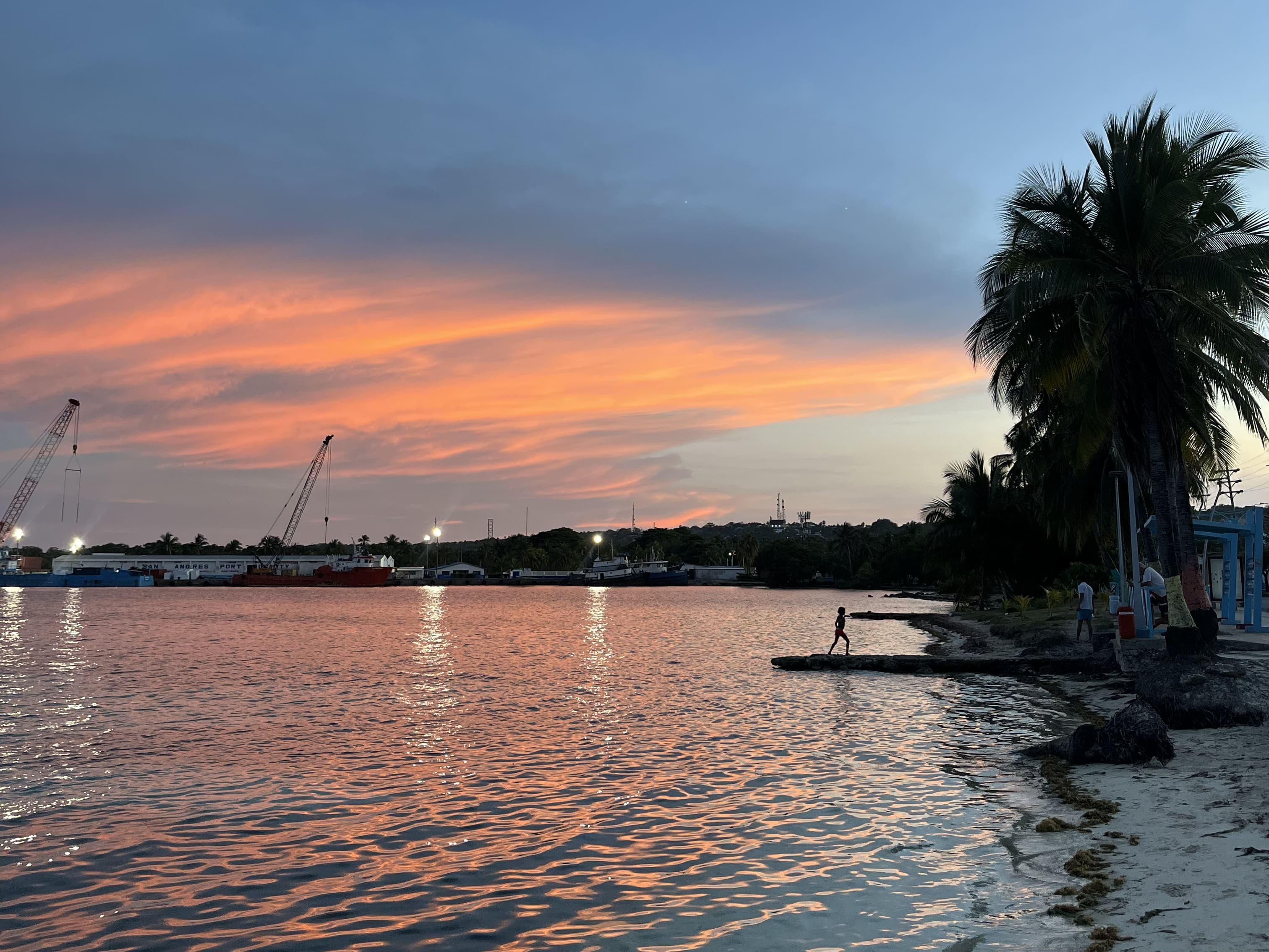 San Andrés tendrá nubosidad pero ambiente estable este lunes sin lluvias significativas