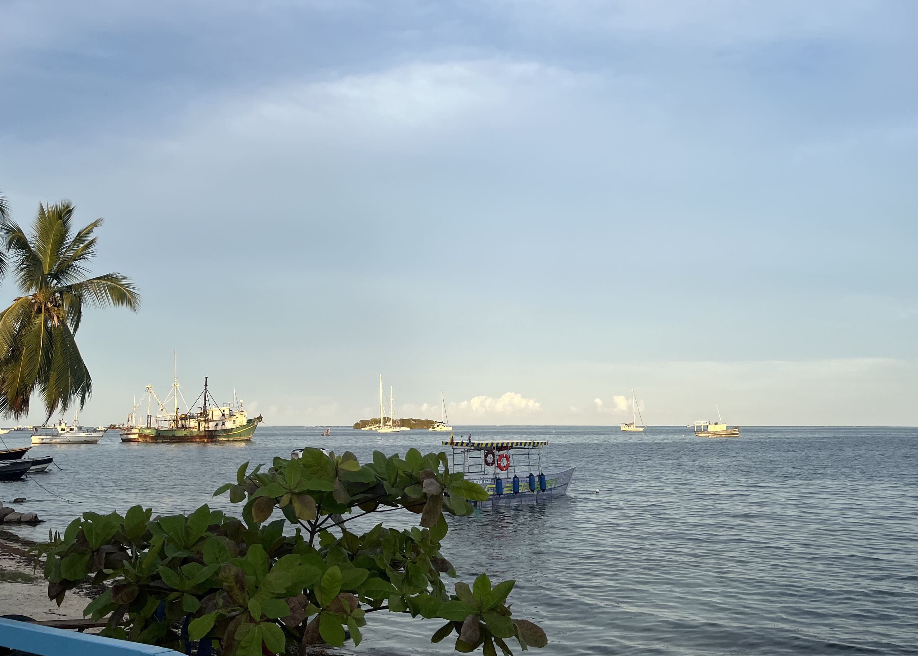 Miércoles nublado y cálido en el archipiélago con lloviznas nocturnas