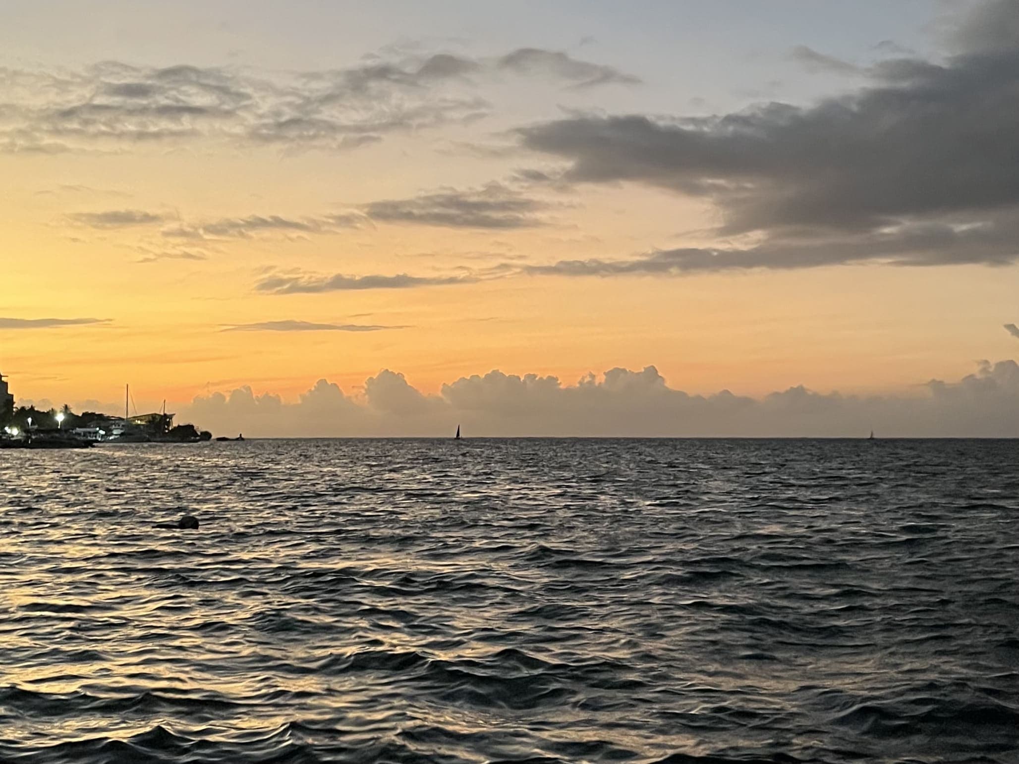 Vientos fuertes y mar agitado en las islas este miércoles: alerta del CIOH