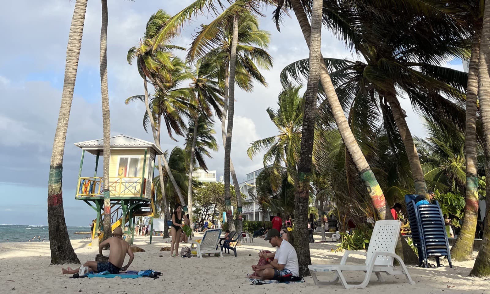 Alerta en las islas: lluvias y oleaje fuerte esperados para hoy miércoles