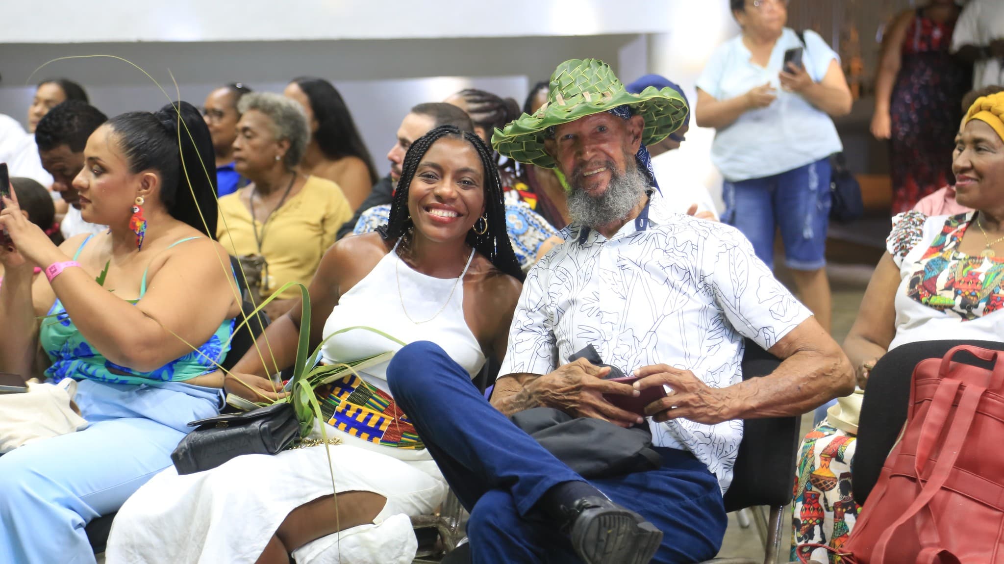 San Andrés brilló en la noche: moda, cultura y palma se encontraron en la pasarela caribeña