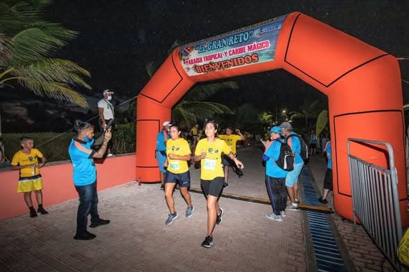 San Andrés se vistió de atletismo: más de 5000 corredores en la Vuelta a la Isla