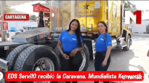 Kenworth llegó a Mamonal con su caravana mundialista y convirtió una gasolinera en fiesta