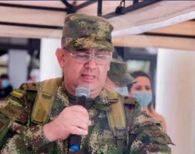 General Huertas fue felicitado por operación que resultó en masacre extrajudicial en Antioquia