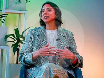 De ver sufrir a sus padres a crear una fintech que presta desde $50.000 sin historial crediticio