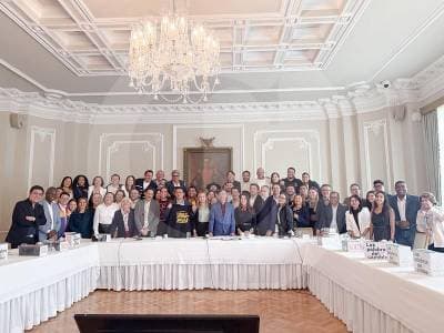 Petro se reúne con el Pacto Histórico y mantiene su postura sobre supuestas irregularidades electorales