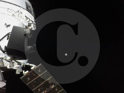 Artemis II rompe el récord de distancia espacial y muestra la cara oculta de la Luna a ojos humanos