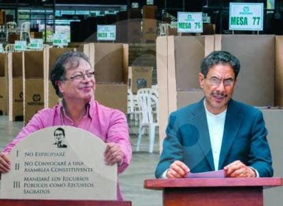 Petro frena la Constituyente para intentar sumar votos centristas a Cepeda en segunda vuelta