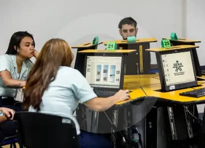Reforma laboral dispara lo que pagan empresas por no contratar aprendices: cae la vinculación