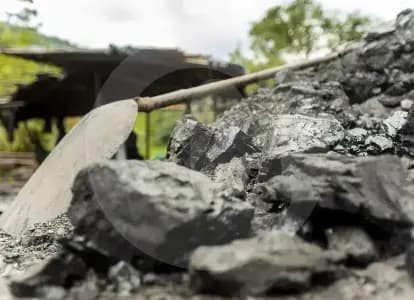 Dos mineros mueren en derrumbe de mina clandestina en Santander