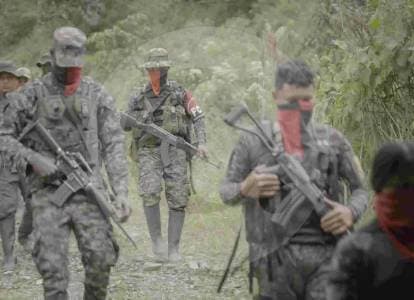 El estaño ilegal financia la nueva guerra: cómo grupos armados compran drones con minerales