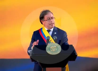 Colombia cae a su peor calificación democrática en 20 años: análisis del deterioro institucional