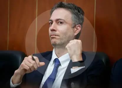 Lluvia de críticas al nombramiento de Daniel Quintero como superintendente de Salud