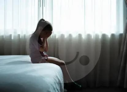 Madre denuncia abuso a niña de 3 años en jardín bogotano y acusa al colegio de encubrimiento