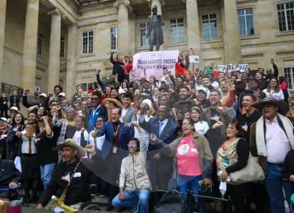 Gobierno crea mesa de diálogo para proteger a 700 trabajadores del Ministerio de Igualdad que será liquidado