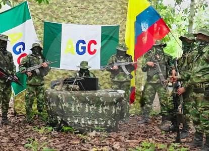 Negociaciones con Clan del Golfo naufragan: revelan "gabelas" de excomisionado y suspenden traslados