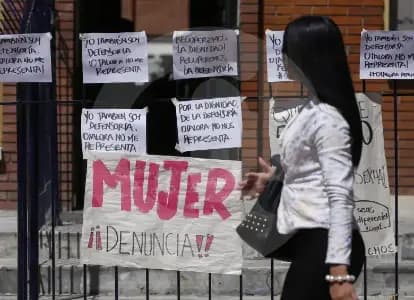 260 denuncias de acoso sexual en medios colombianos: el silencio que protege a los poderosos