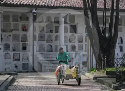 Contraloría sanciona a operador de cementerios de Bogotá por $7.500 millones en irregularidades fiscales