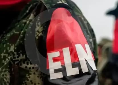 Defensoría alerta por onda de violencia del ELN en ocho departamentos: desplazados y ataques a la Policía
