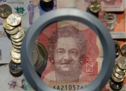 Carf alerta: Colombia gasta más de la cuenta y la deuda podría salirse de control en 2026