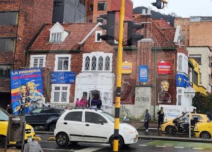 Vandalizan sede de Paloma Valencia en Bogotá; piden protección para la oposición