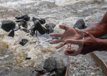 Ejército reconoce minería ilegal masiva en base militar vinculada al Clan del Golfo