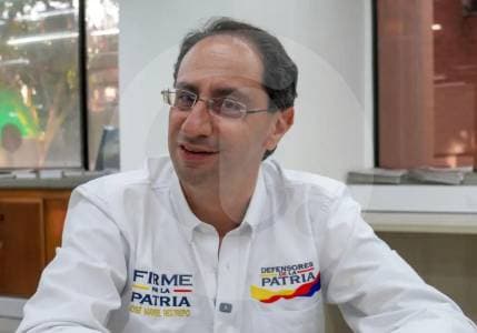 Restrepo, la ficha clave para que De la Espriella conquiste el voto de centro