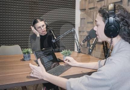 Fiebres Lúcidas: el pódcast que cuenta cómo científicos colombianos cambiaron el mundo