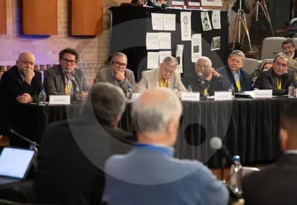JEP condena a siete exjefes de las Farc a trabajos de reparación por más de 21.000 secuestros