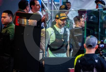 Abelardo le cierra la brecha a Cepeda en posible segunda vuelta, según Invamer