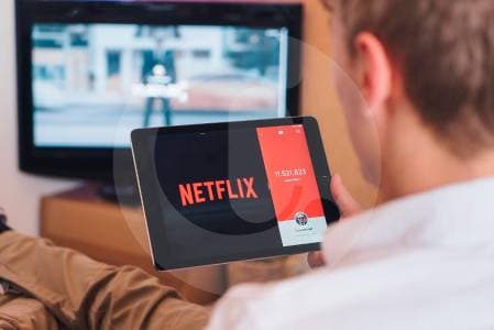 Uno de cada tres colombianos ya cambió la televisión abierta por aplicaciones de streaming