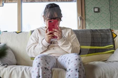 Tres horas diarias en redes: cuándo la conexión de tu hijo se convierte en un problema