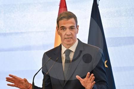 España abre regularización para 500.000 migrantes: qué deben saber los colombianos