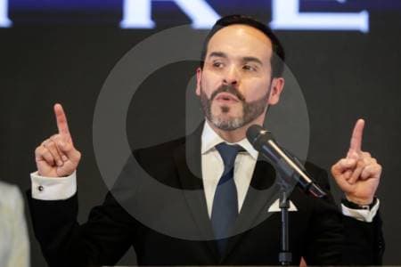De la Espriella suspende empalme con gobierno Petro y anuncia medidas en redes sociales