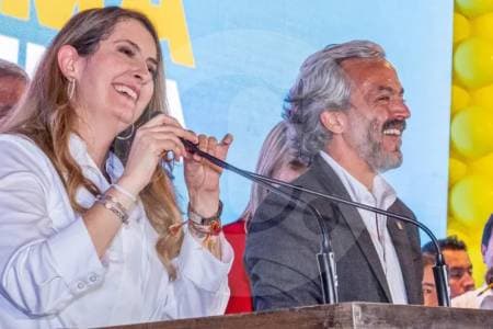 Petrismo cuestiona a Oviedo como fórmula de Valencia y lo acusa de uribista